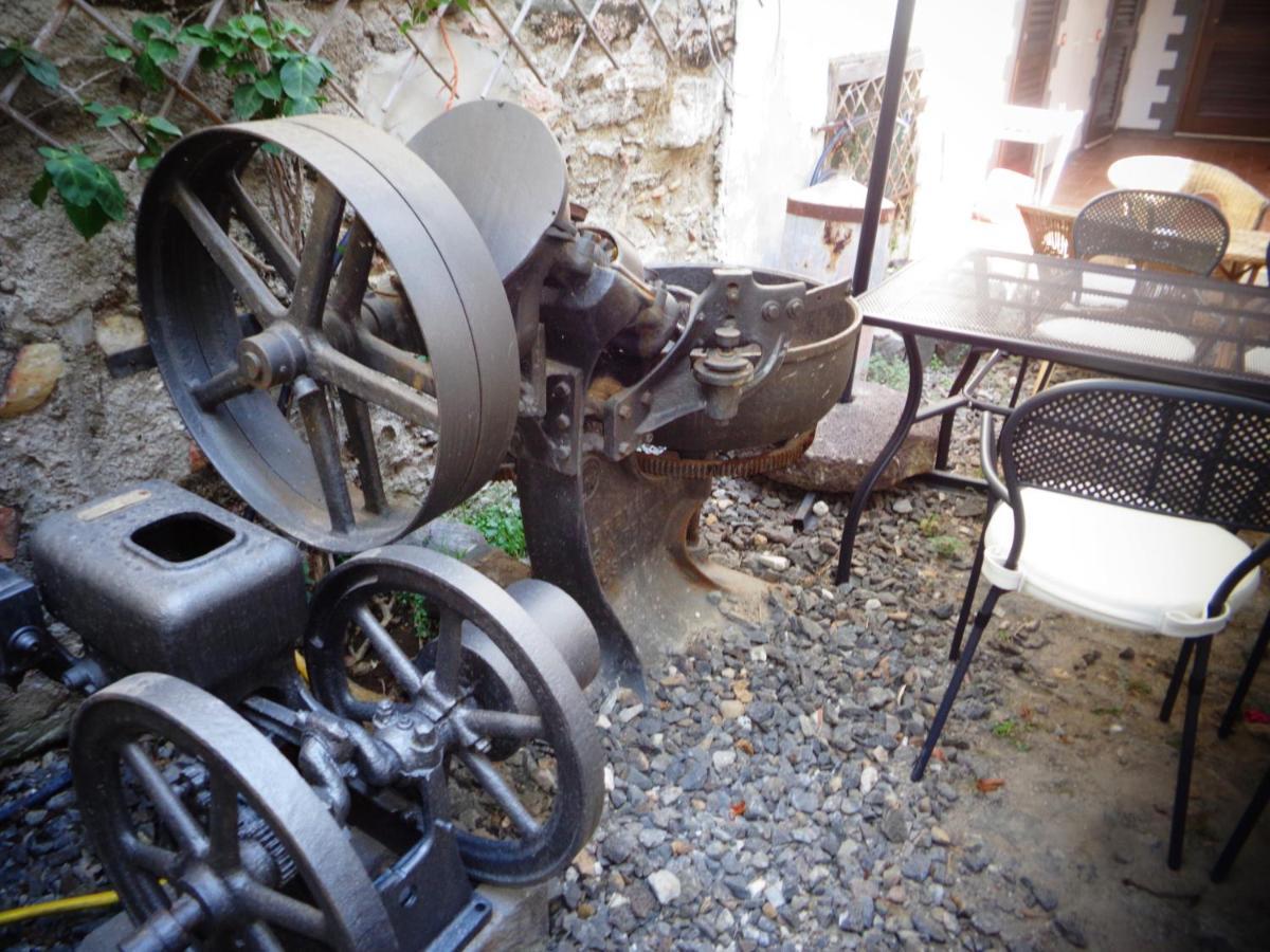 Hotel Baglio Antico Forno Isola di Ustica Exterior foto