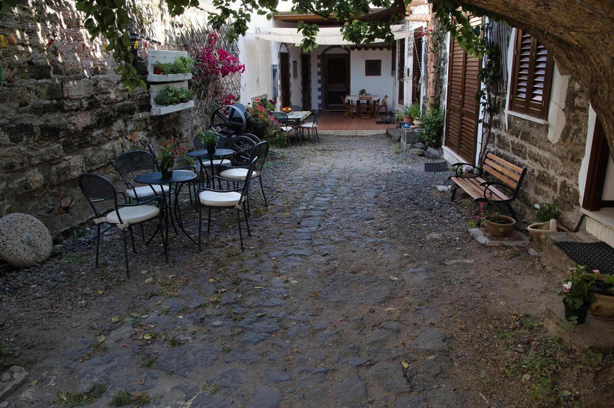 Hotel Baglio Antico Forno Isola di Ustica Exterior foto